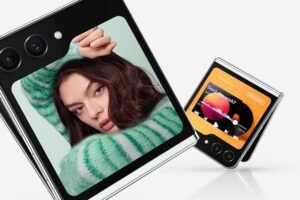 Samsung Galaxy Z Flip 5 1-min Samsung Galaxy Z Flip 5